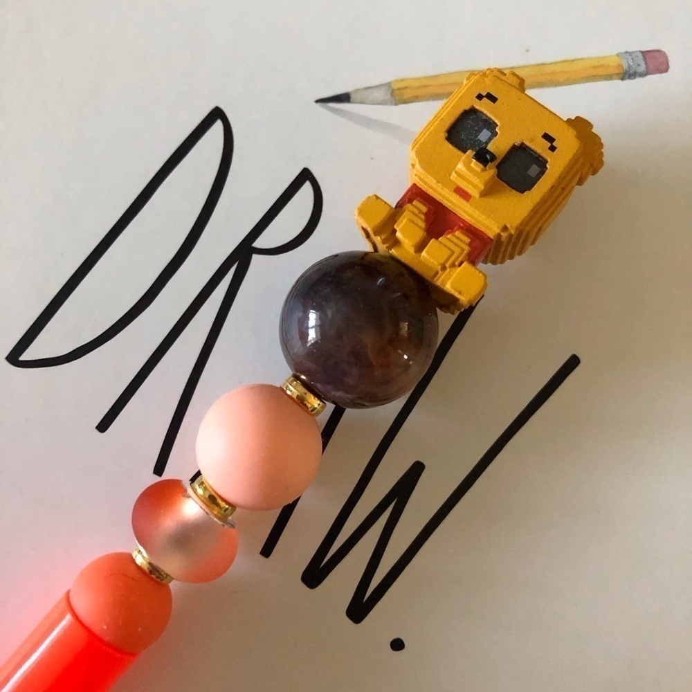 Disney Doorables: Winnie the Pooh: Pixel Pooh handmade beaded pen